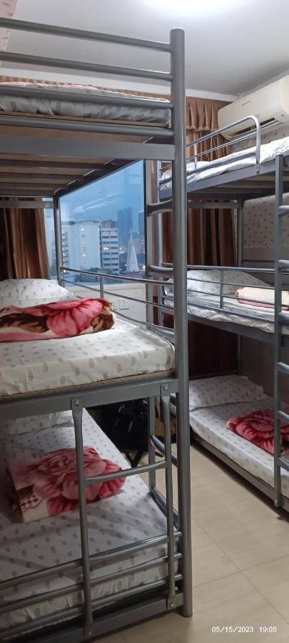 The Cultural Crashpad - 康乃馨旅館 Χονγκ Κονγκ Εξωτερικό φωτογραφία